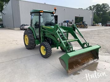 Main image John Deere 4052R